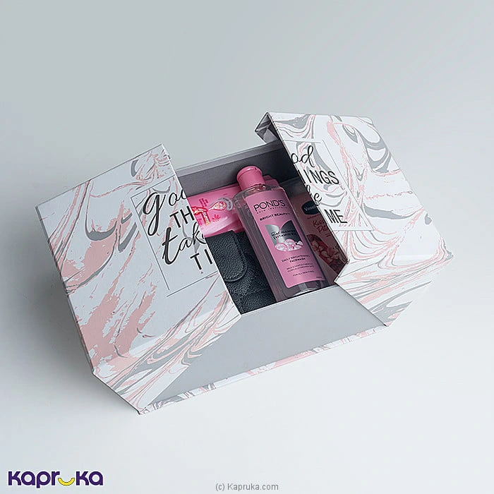 Fashion fashion0010782 in Sri Lanka