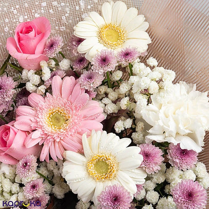 Flowers flowers00t2118 in Sri Lanka