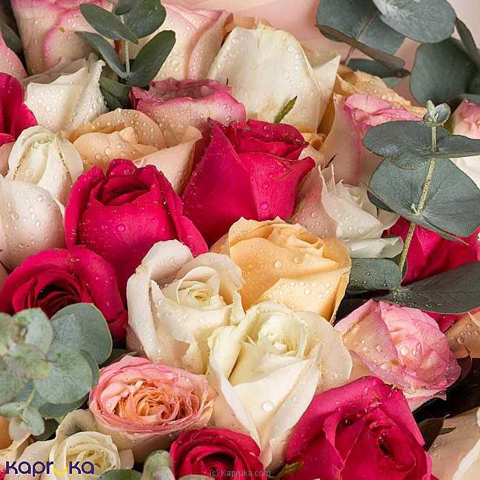 Rosavienne 54 Mixed Rose Bouquet