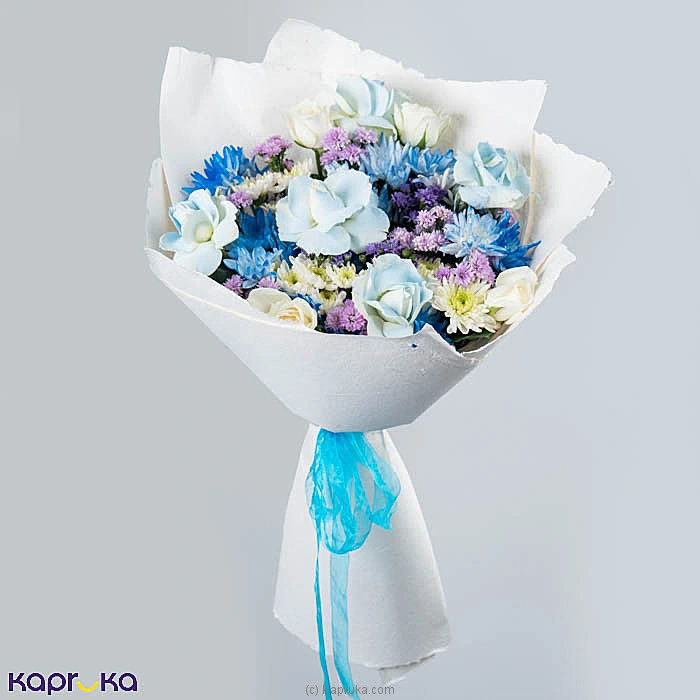 Isolene 9 White Roses Mixed Bouquet