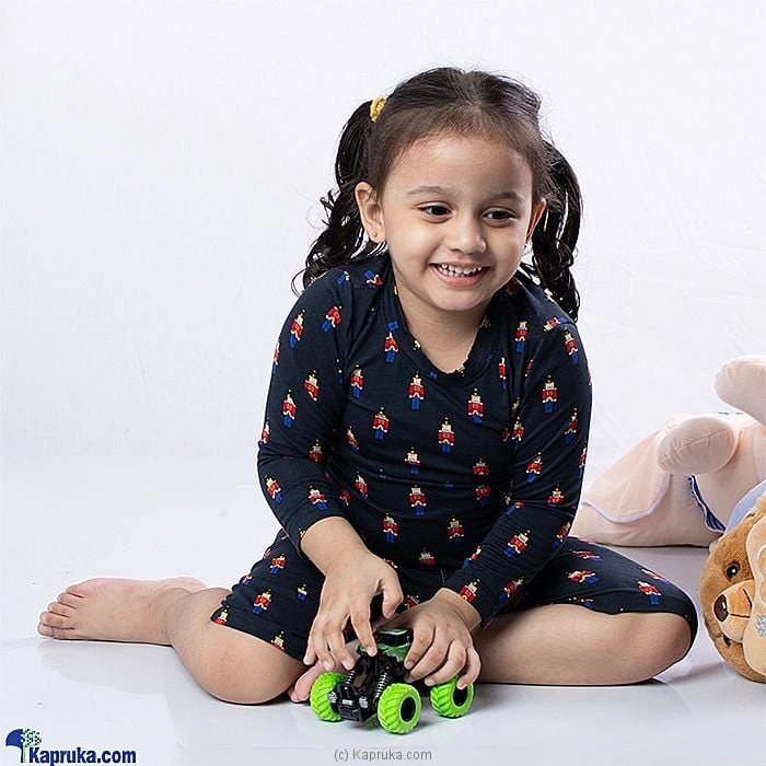 Clothing clothing04081 in Sri Lanka