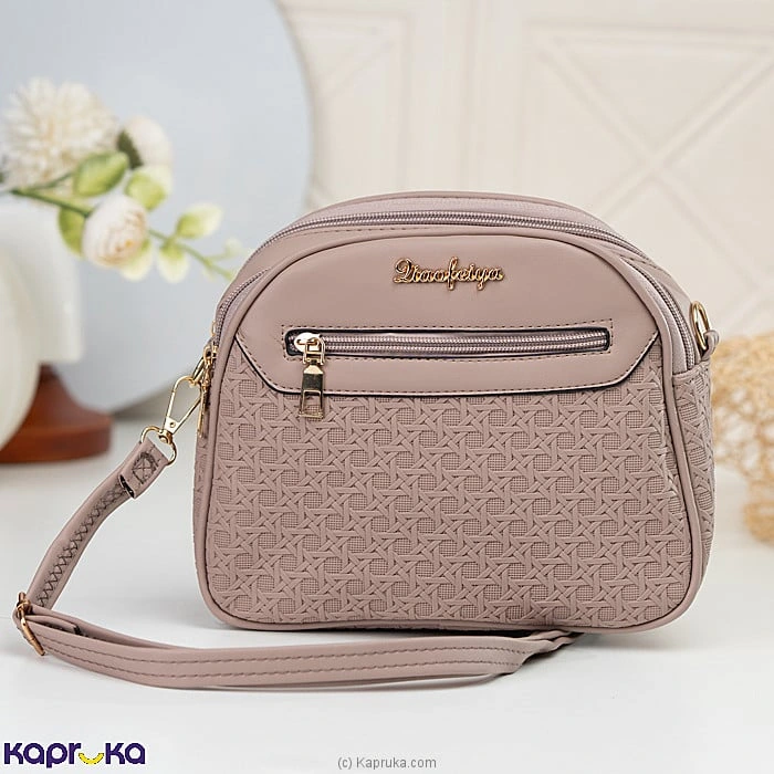 Fashion fashion0010719 in Sri Lanka