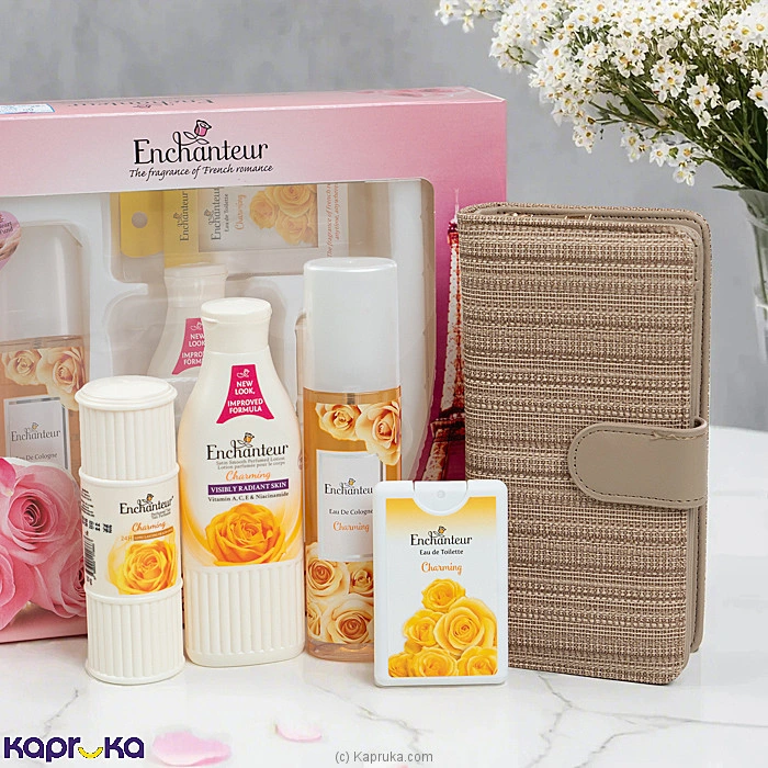 Fashion fashion0010749 in Sri Lanka